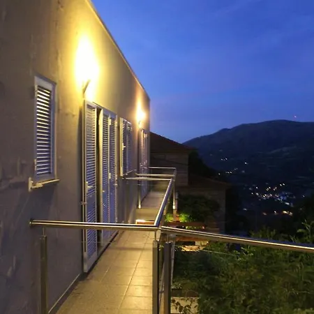 Casa Do Eiro Деревянный коттедж Резенде