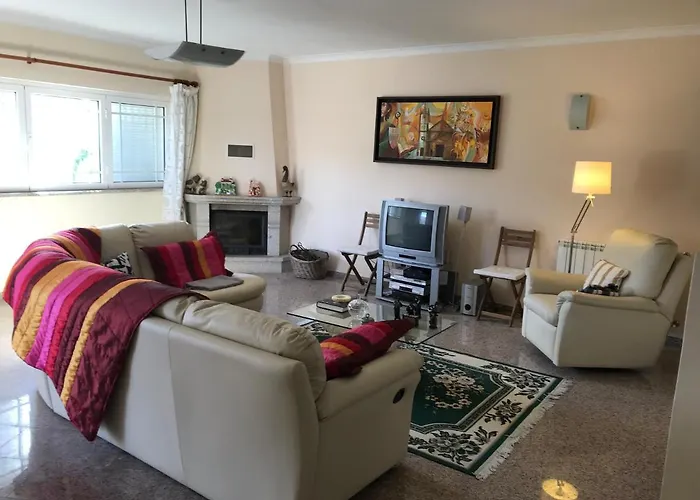 Casa Do Eiro بيت خشبي ريزندي