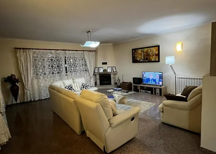 بيت خشبي Casa Do Eiro *